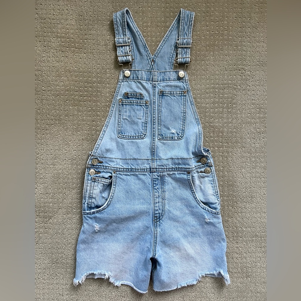 Gently worn Zara Light Blue Denim Overall Shorts Size 11/12